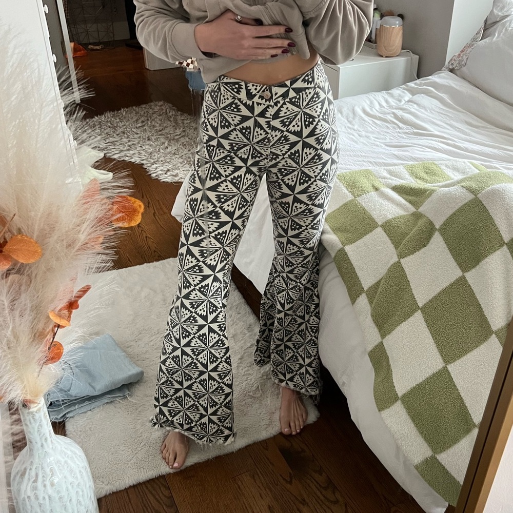 FREE PEOPLE flare jeans // size 26 (2)